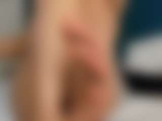 angie-leonn's Live Sex Cam Show