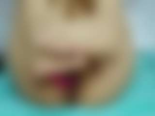 angie-leonn's Live Sex Cam Show