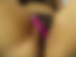 angie-leonn's Live Sex Cam Show