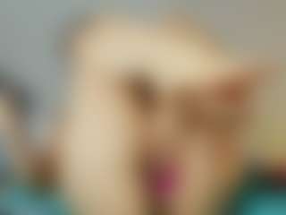 Live cam show with angie-leonn - Brown Hair on Dare Cams
