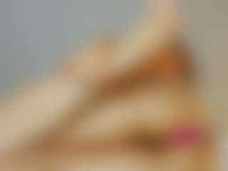 angie-leonn's Live Sex Cam Show
