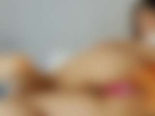 angie-leonn's Live Sex Cam Show