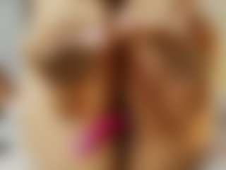 angie-leonn's Live Sex Cam Show