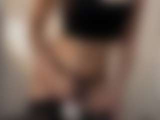 EdenJackiewicz's Live Sex Cam Show