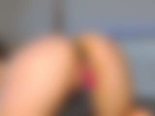 Jesselle Vega's Live Sex Cam Show