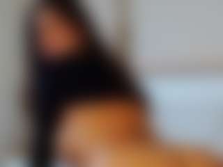 Jesselle Vega's Live Sex Cam Show