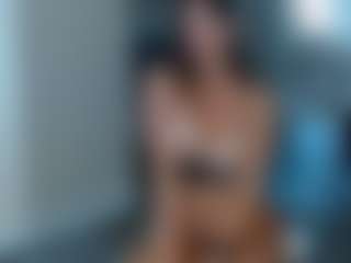 Live cam show with Jesselle Vega - Hush on Camsoda