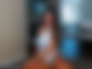 Live cam show with Jesselle Vega - Cum on slutload