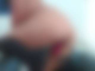 Live cam show with amannemisa - Hairy Pussy on Latina Girls