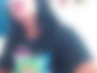 Live cam show with amannemisa - Hairy Pussy on CamSodaAdn