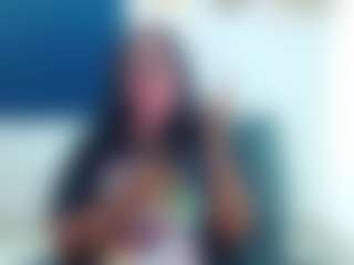 Live cam show with amannemisa - Facial on CamSextacy