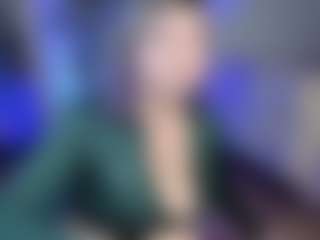 Live cam show with Eli's a succubus - Striptease on Mixed Magazine Live