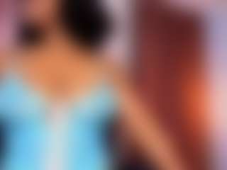 Live cam show with tanishaluxxx - Thick on Mixed Magazine Live