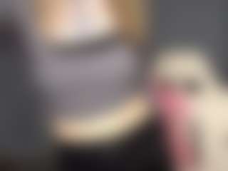 SarahBlint's Live Sex Cam Show