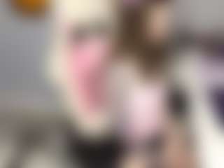 SarahBlint's Live Sex Cam Show