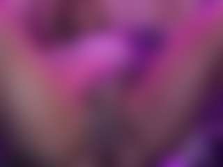 Live cam show with Avery Vale - Oil on Camsoda