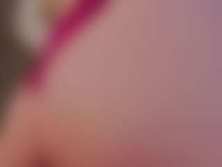 Live cam show with BabyMlem - Smoking on LiveSexCams6