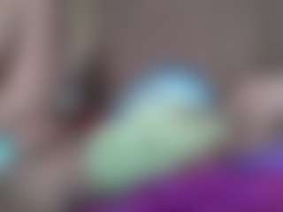 Live cam show with brainiacbimbo - Public Black on Stripli.com