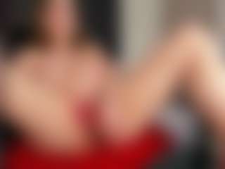 Live cam show with EmmaBloomm - Green Eyes on Hubzter Live