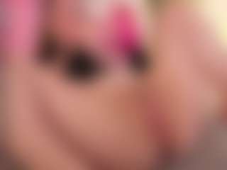 EmmaBloomm's Live Sex Cam Show