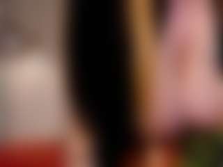 Live cam show with EmmaBloomm - Butt Plug on Free Soda