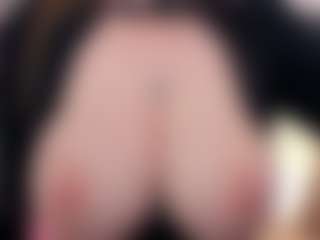 EmmaBloomm's Live Sex Cam Show