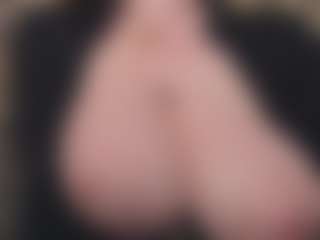 Live cam show with EmmaBloomm - Butt Plug on Taboo Cams XXX