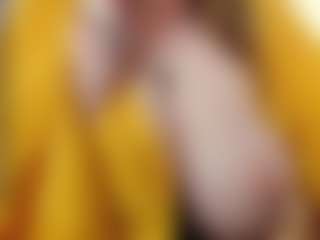 EmmaBloomm's Live Sex Cam Show