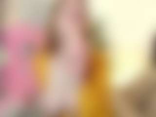EmmaBloomm's Live Sex Cam Show