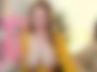 EmmaBloomm's Live Sex Cam Show