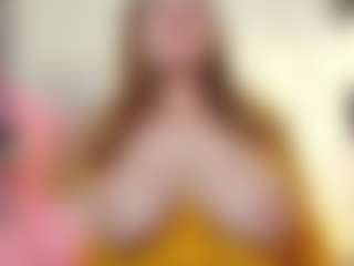 EmmaBloomm's Live Sex Cam Show
