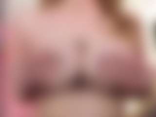 EmmaBloomm's Live Sex Cam Show