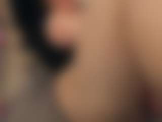 EmmaBloomm's Live Sex Cam Show
