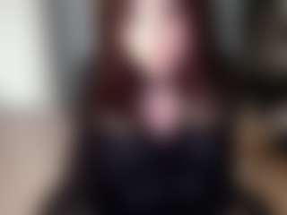 Live cam show with Kama - Blue Eyes on Fling VIP Chat