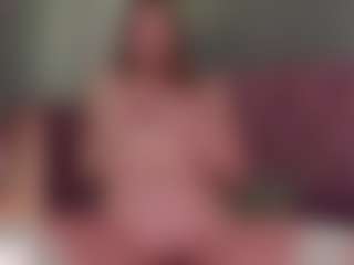 Live cam show with friendlyfiree - Average on Camsoda