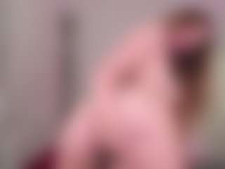 Live cam show with friendlyfiree - Full Nudity on AdultVida.com