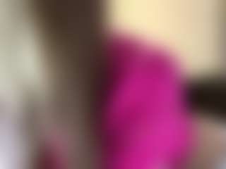 Mia's Live Sex Cam Show