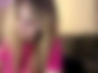 Mia's Live Sex Cam Show