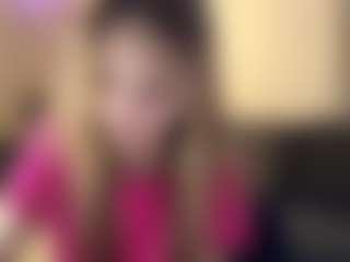 Mia's Live Sex Cam Show