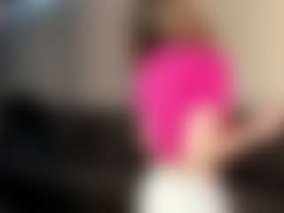 Mia's Live Sex Cam Show