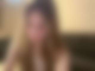 Live cam show with Mia - Sweet on xfollow cams