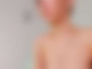 Live cam show with FloraAmber - Blonde Hair on justonemore.cc