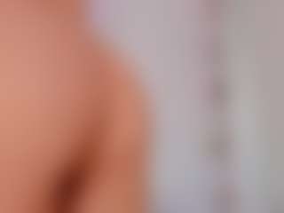 Live cam show with FloraAmber - Doggy on Fapmatic.com