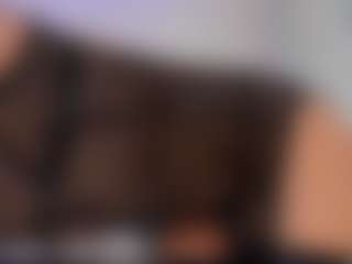 Live cam show with FloraAmber - Doggy on StripNow