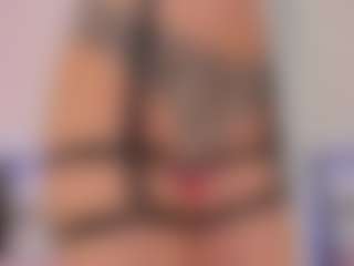 FloraAmber's Live Sex Cam Show