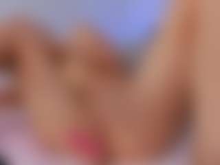 Live cam show with FloraAmber - Thin on Instabang