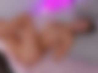 Live cam show with FloraAmber - Doggy on Soda Cam
