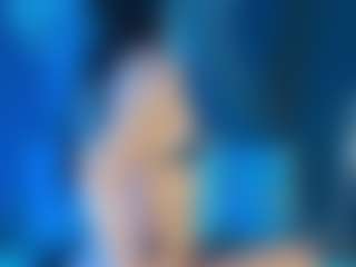 Live cam show with Kamie-Dolce - Green Eyes on Cam Slut