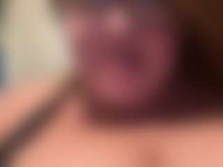 Live cam show with Beccabbw90 - Facial Piercings on Camsoda