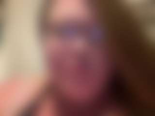 Live cam show with Beccabbw90 - Facial Piercings on SxyPornLive